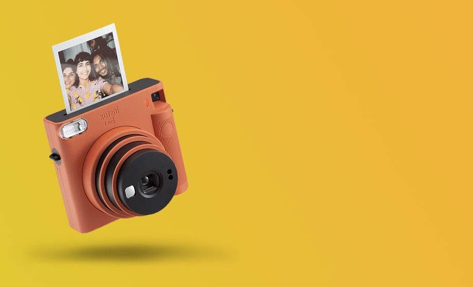 instant-cameras-min instant-cameras-min